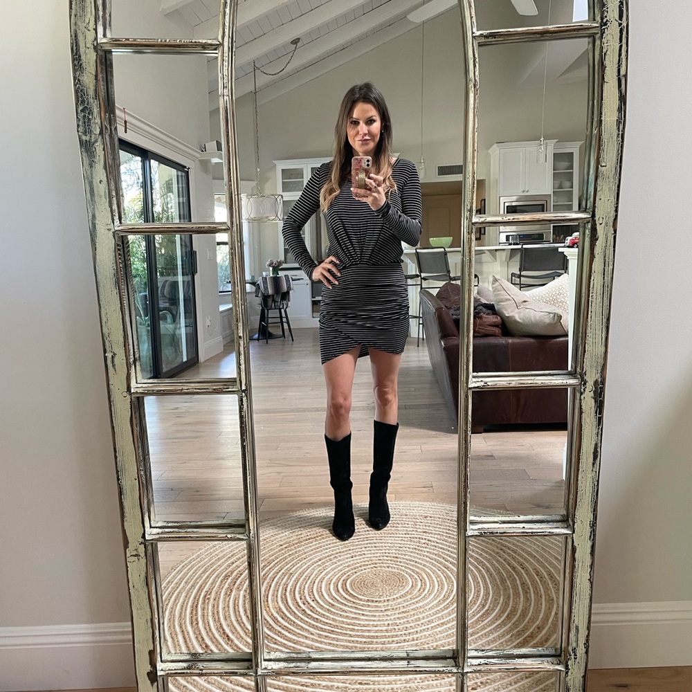 Striped midi stress